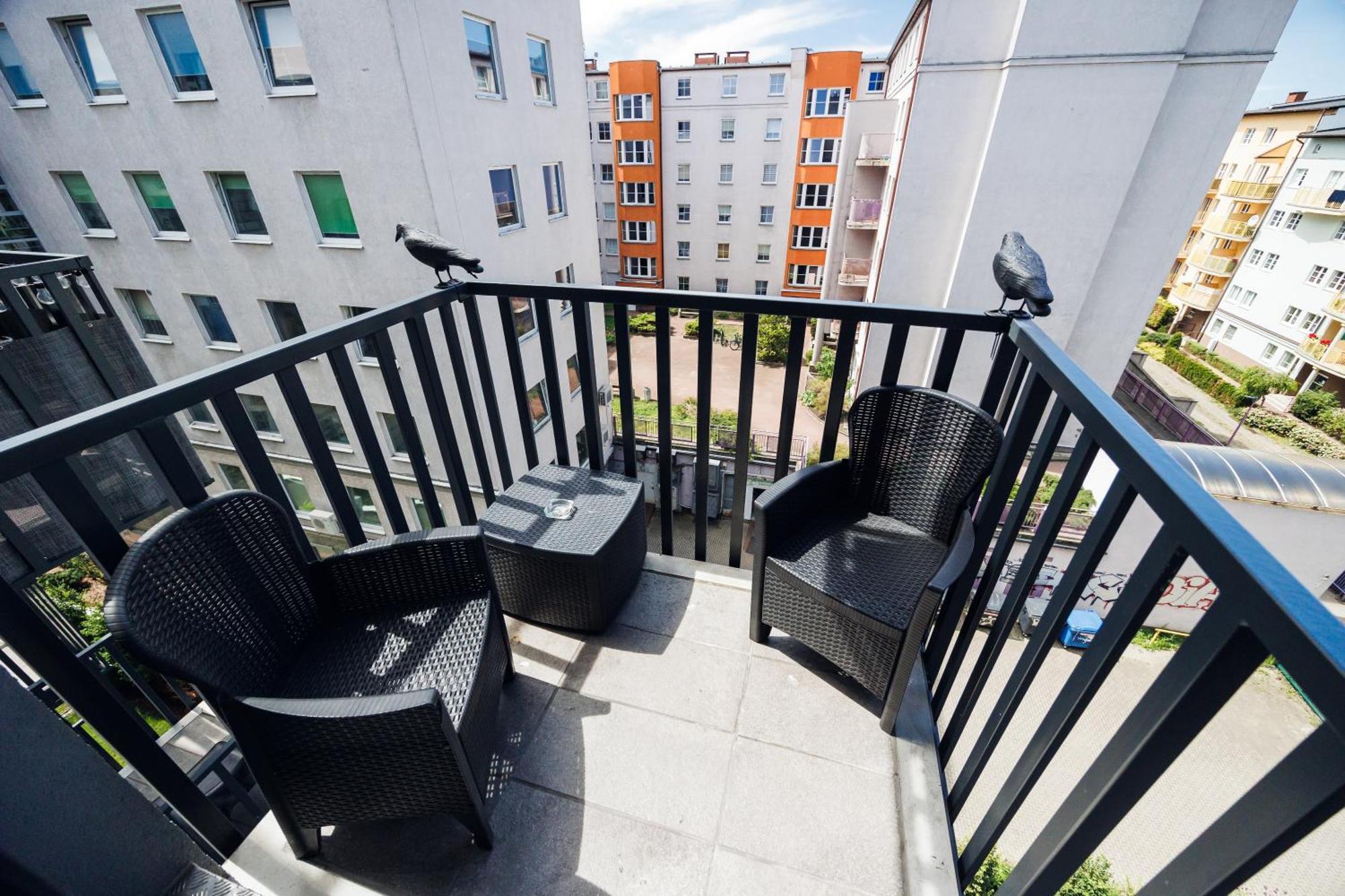 Nova Oasis Garden Apartment *